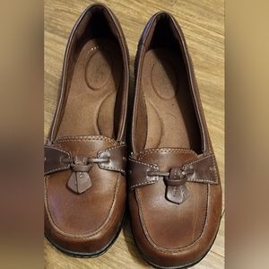 Clarks collection slip on loafers